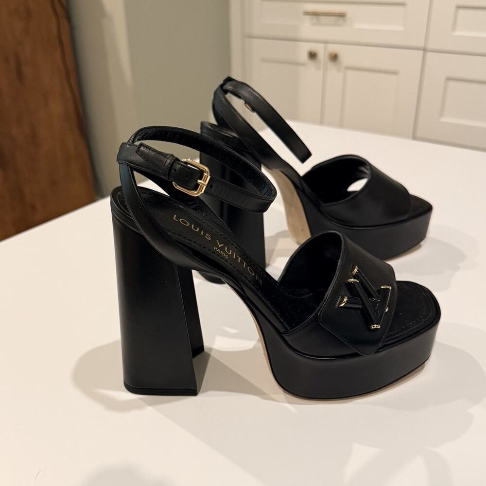 Louis Vuitton Black Leather LV logo embellished Shake Platform sandals EU 38 - Picture 5 of 16
